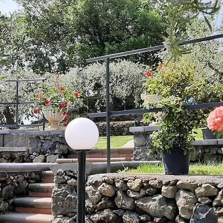 Francesca - Nature&relax Casa vacanze Piedimonte Etneo