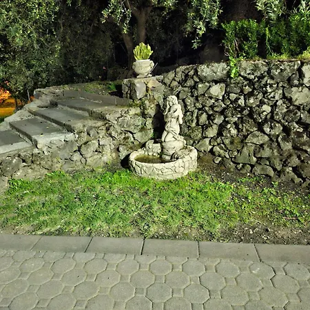 Francesca - Nature&relax Piedimonte Etneo